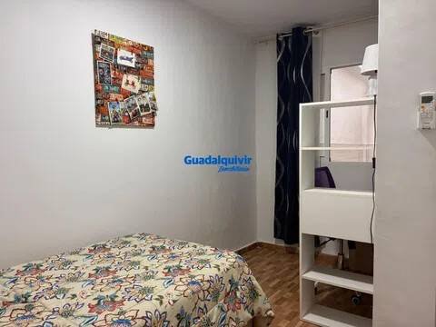 Piso de 85 m² en Sevilla