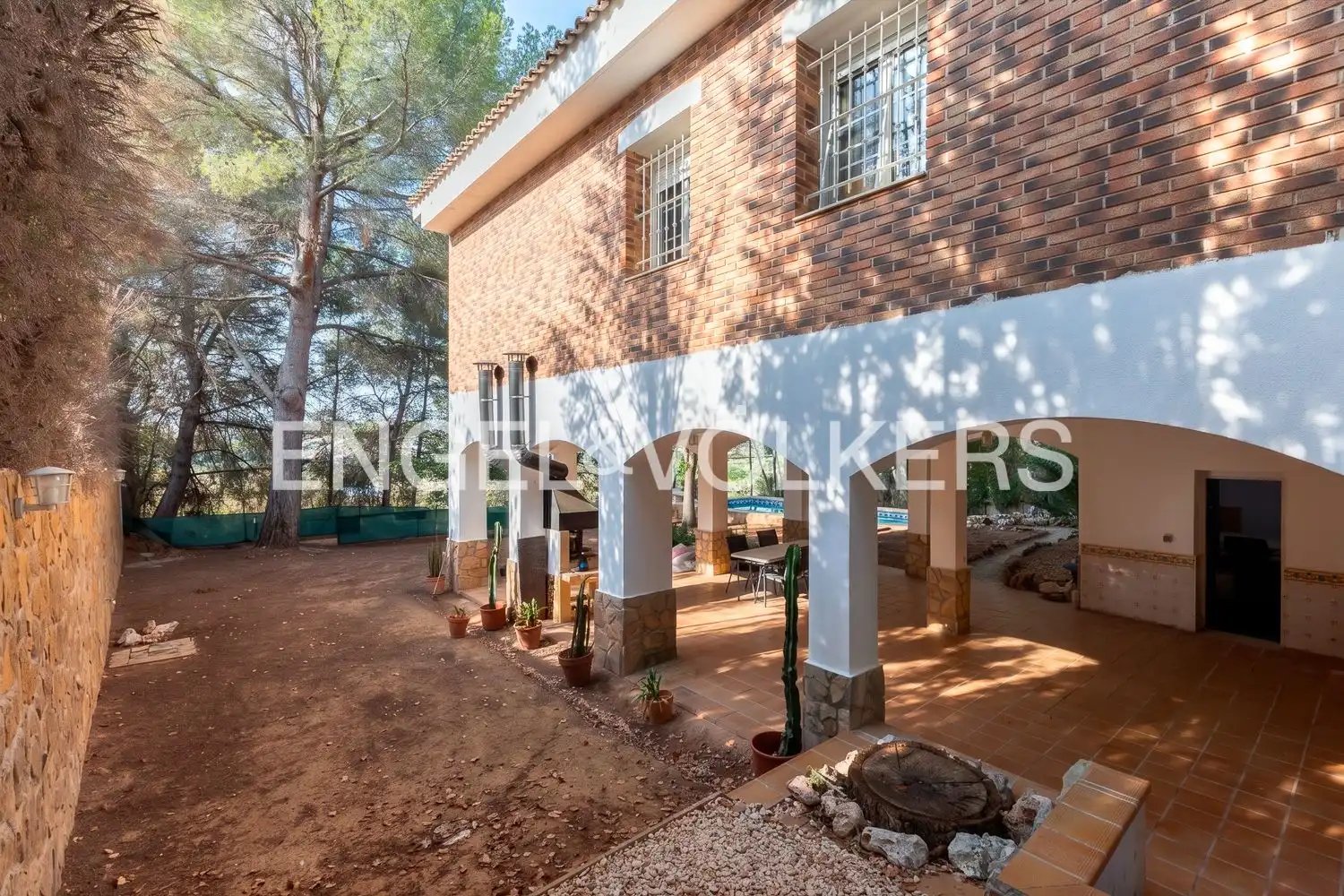 Casa de 238 m² en Paterna