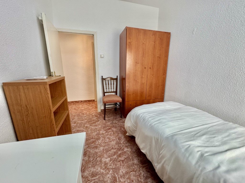 Habitación 18 m², Córdoba