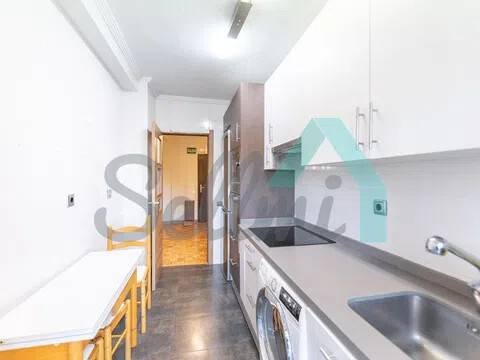 Pis de 95 m² a Oviedo
