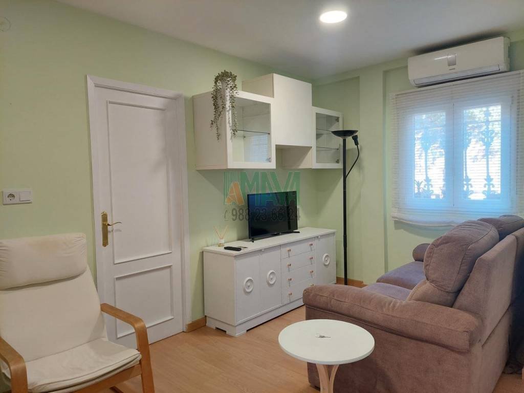 Piso de 70 m² en Ourense