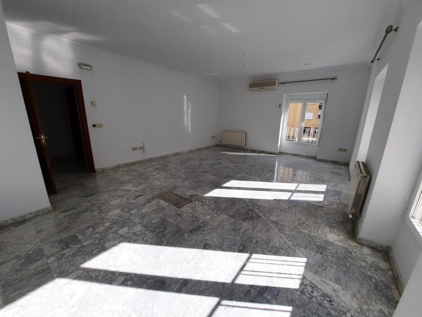 Piso de 139 m² en Granada