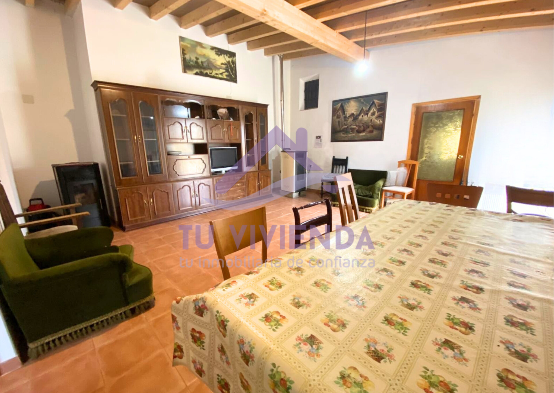 Casa de 250 m² en Saldaña