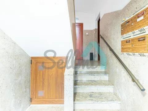 Piso de 93 m² en Oviedo
