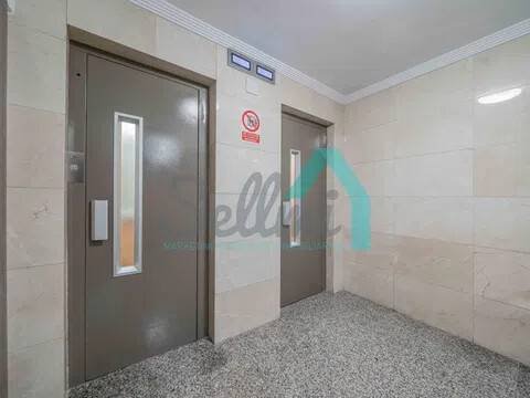 Pis de 84 m² a Oviedo