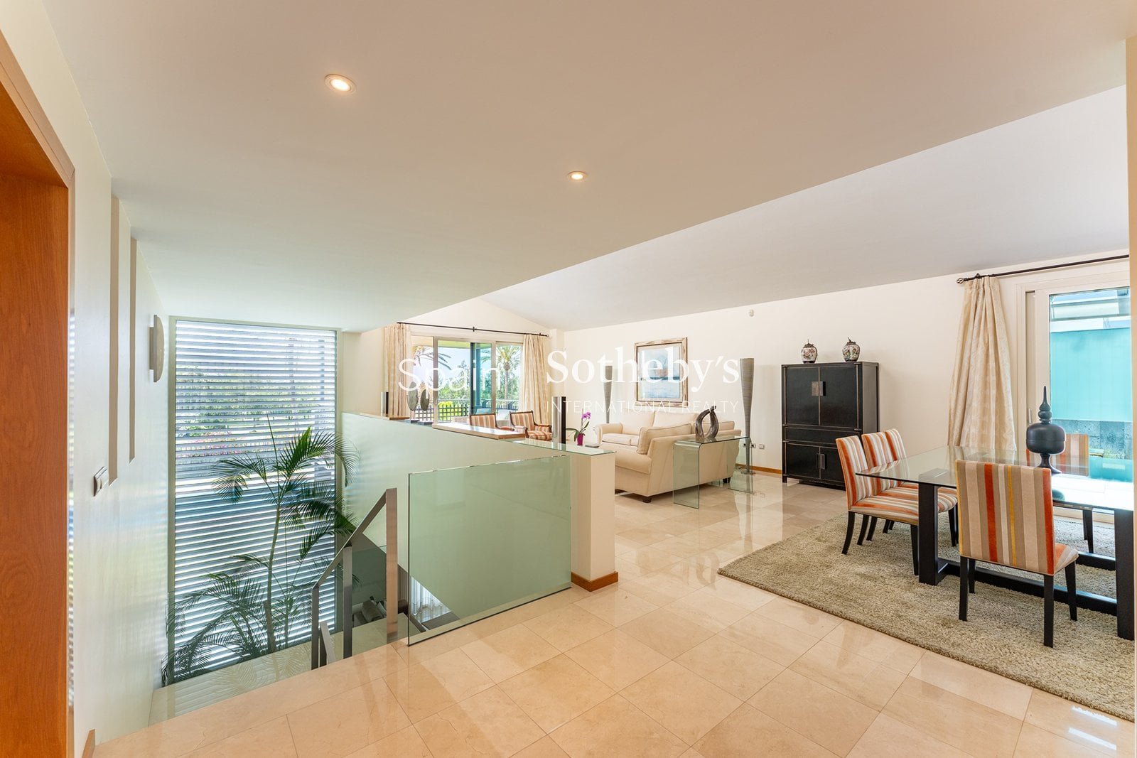 Casa de 742 m² en Arona
