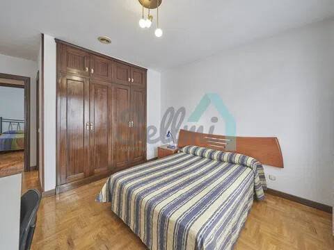 Pis de 123 m² a Oviedo