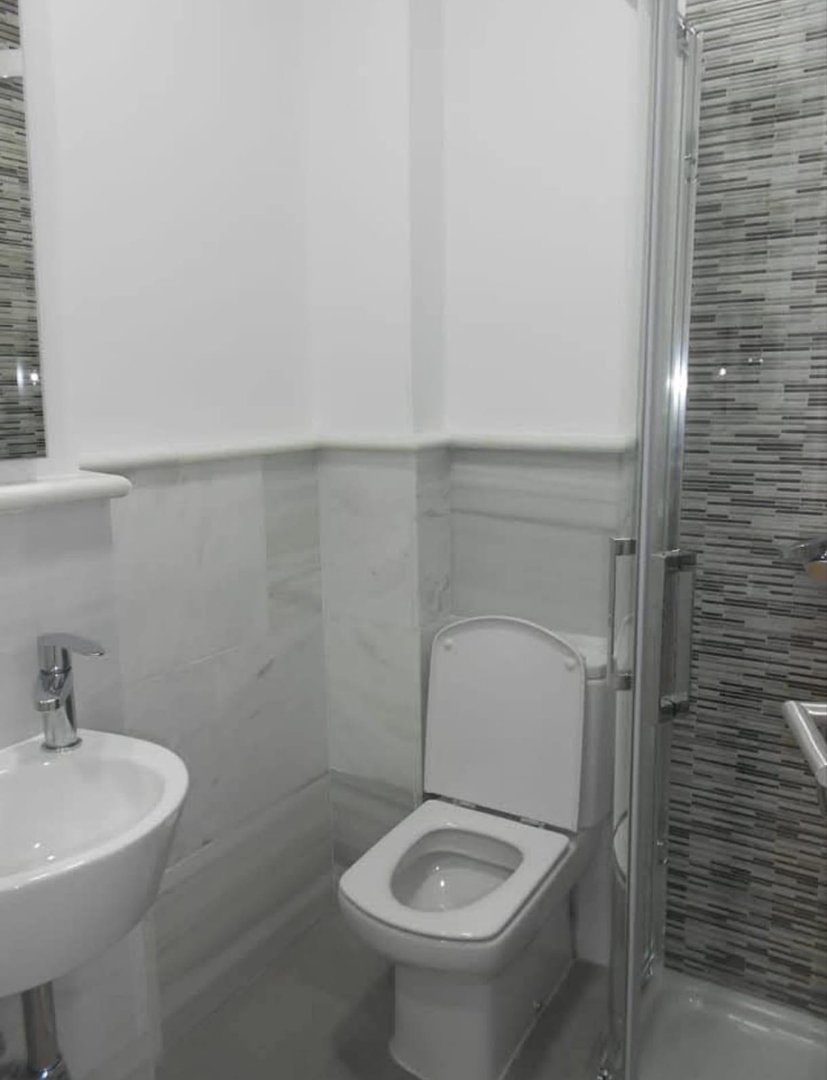 Habitació 109 m², Granada