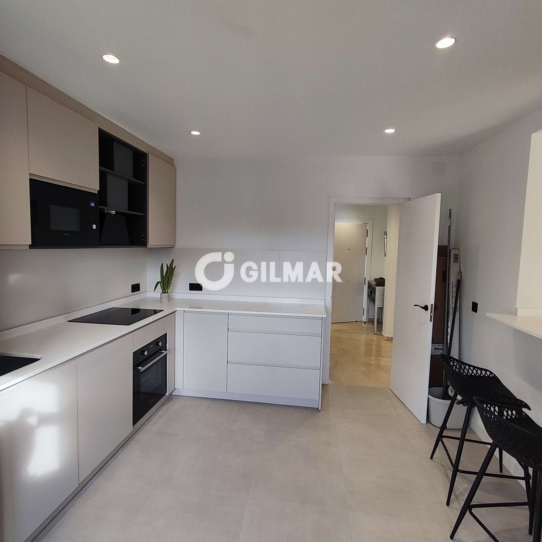 Casa de 220 m² en Estepona