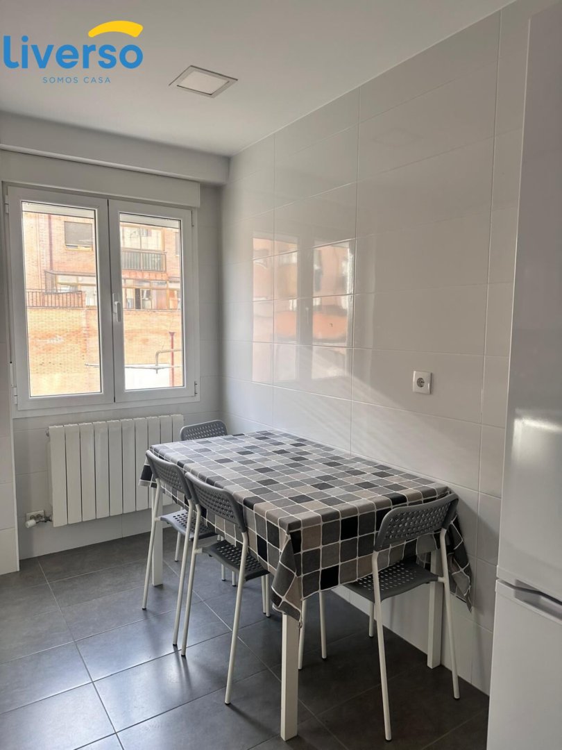 Habitación 95 m², Burgos