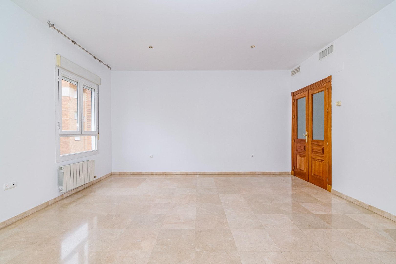 Piso de 125 m² en Granada