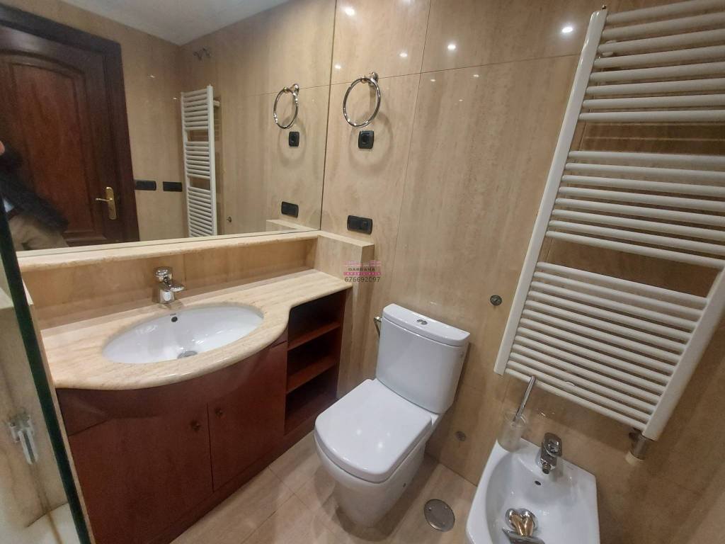 Piso de 86 m² en Vigo