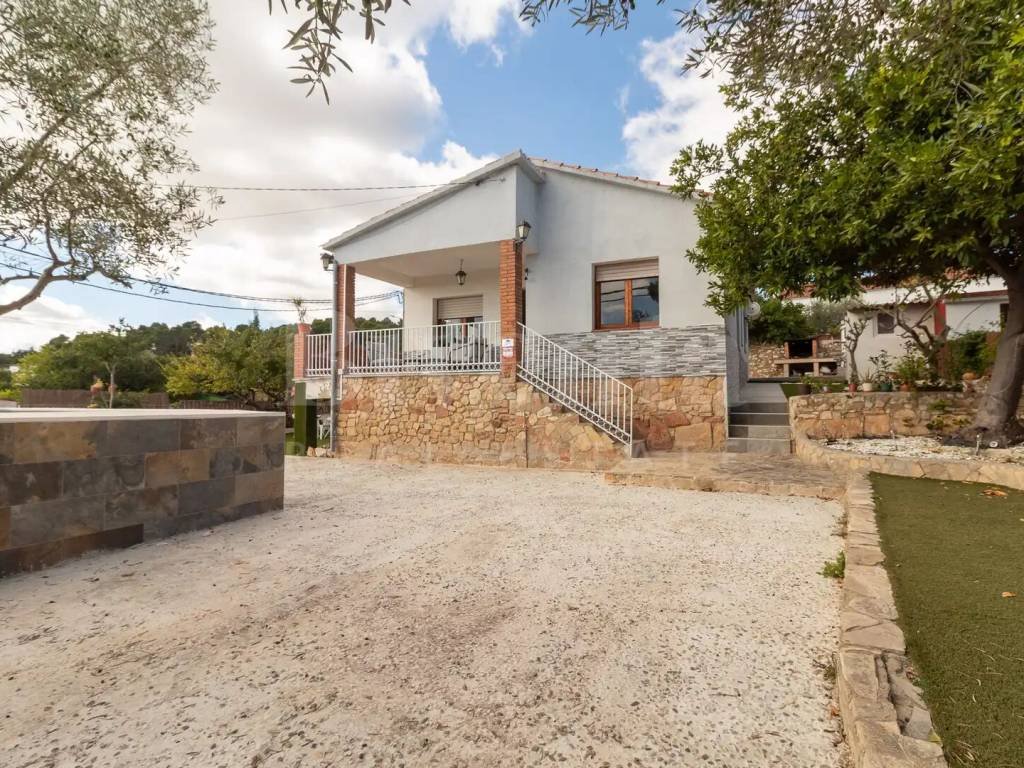 Casa de 90 m² en la Torre de Claramunt