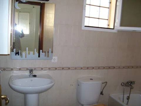 Piso de 50 m² en Tomares