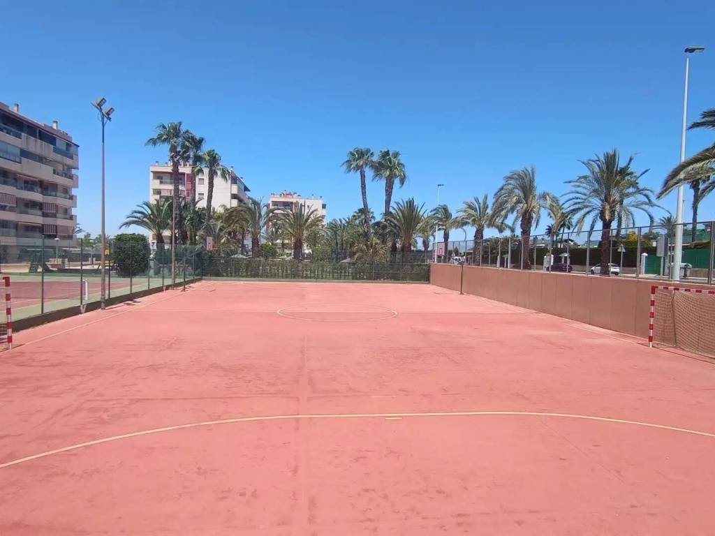 Piso de 64 m² en Elche