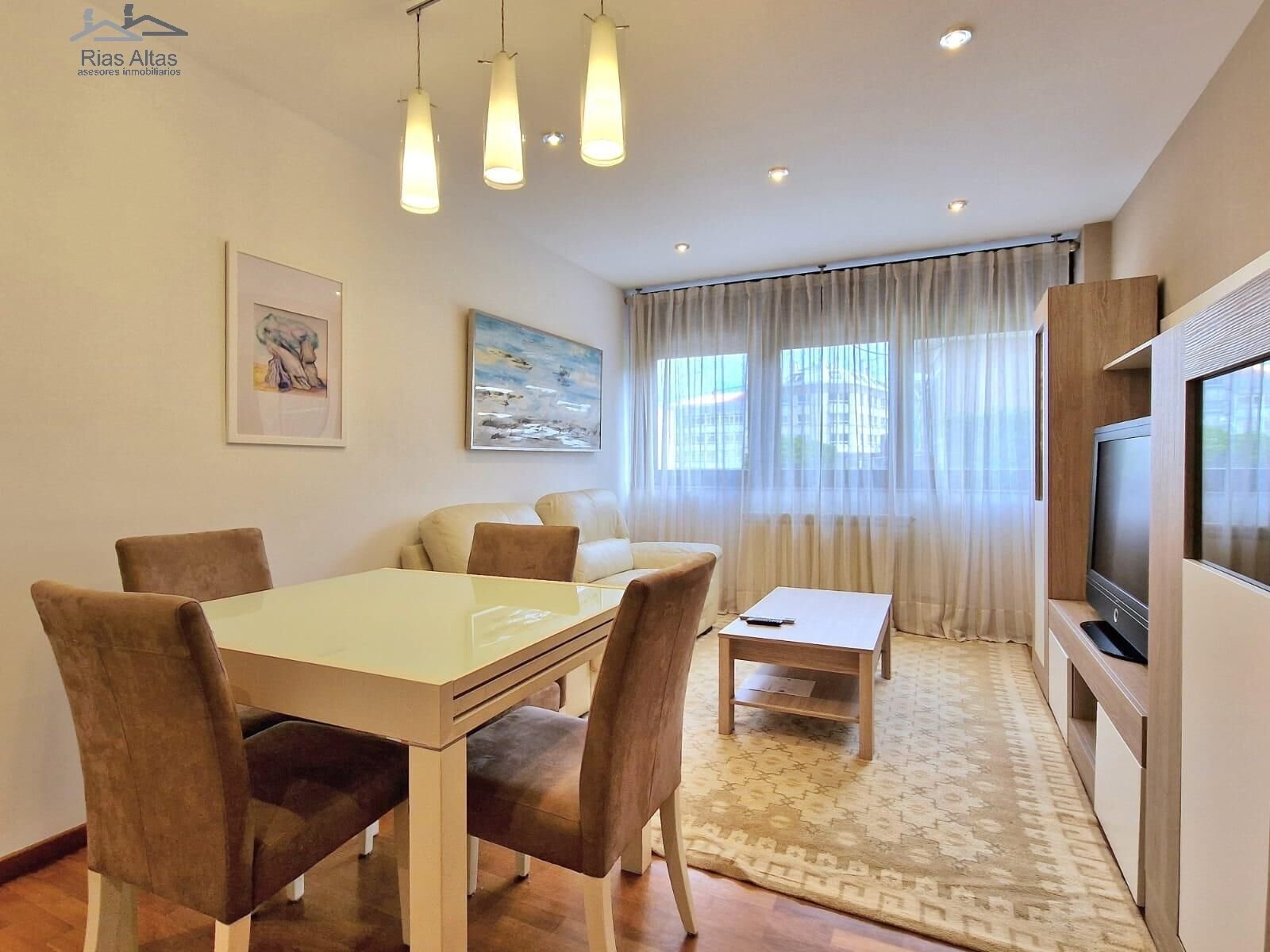 Flat 68 m² in Oleiros