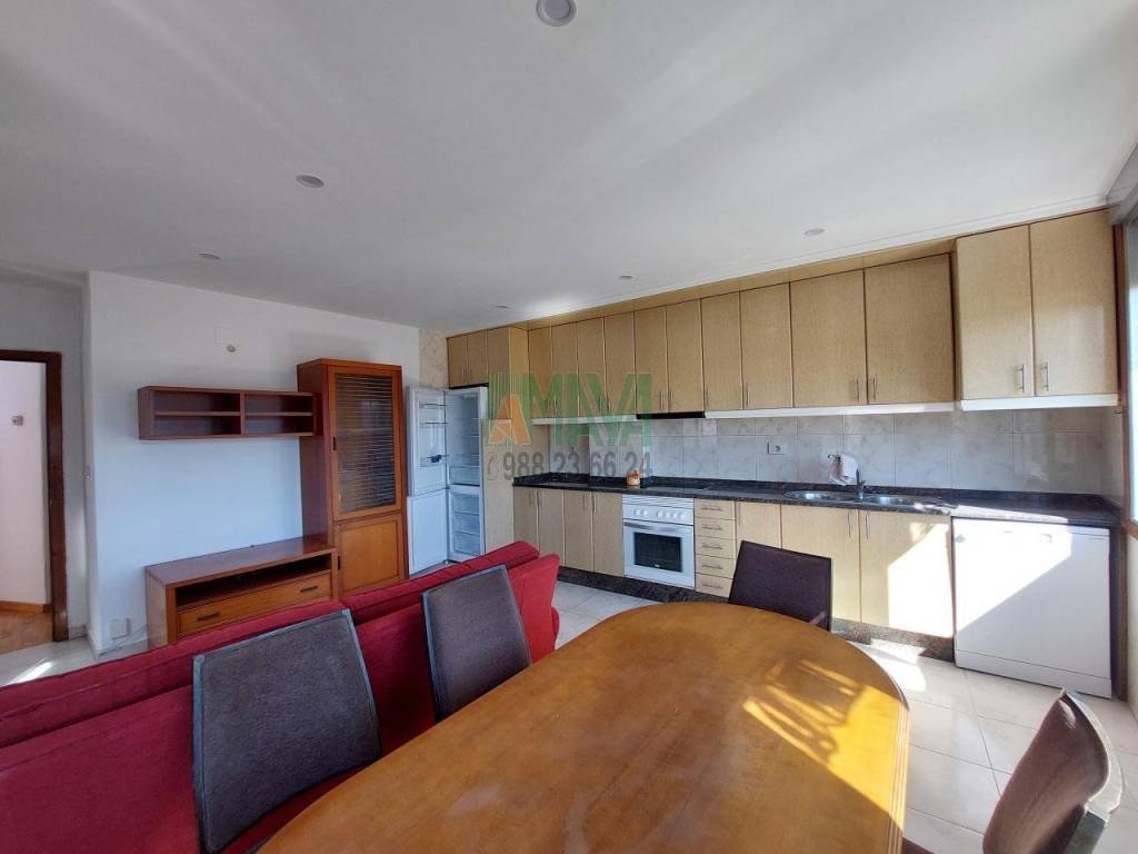 Pis de 95 m² a Ourense