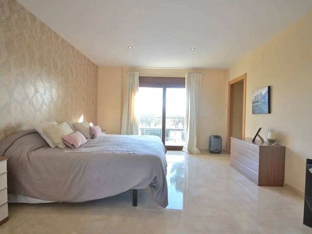 Casa de 350 m² en Albacete