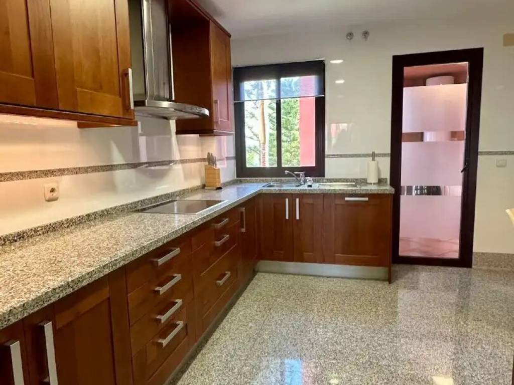 Piso de 127 m² en Estepona