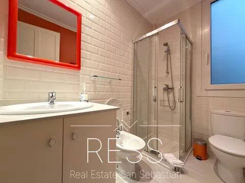Pis de 136 m² a Sant Sebastià