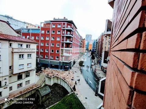 Wohnung 120 m² in Oviedo