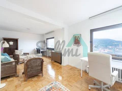 Piso de 62 m² en Oviedo