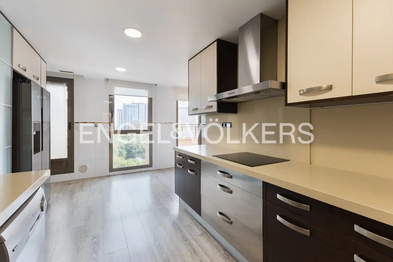 Wohnung 152 m² in Valencia