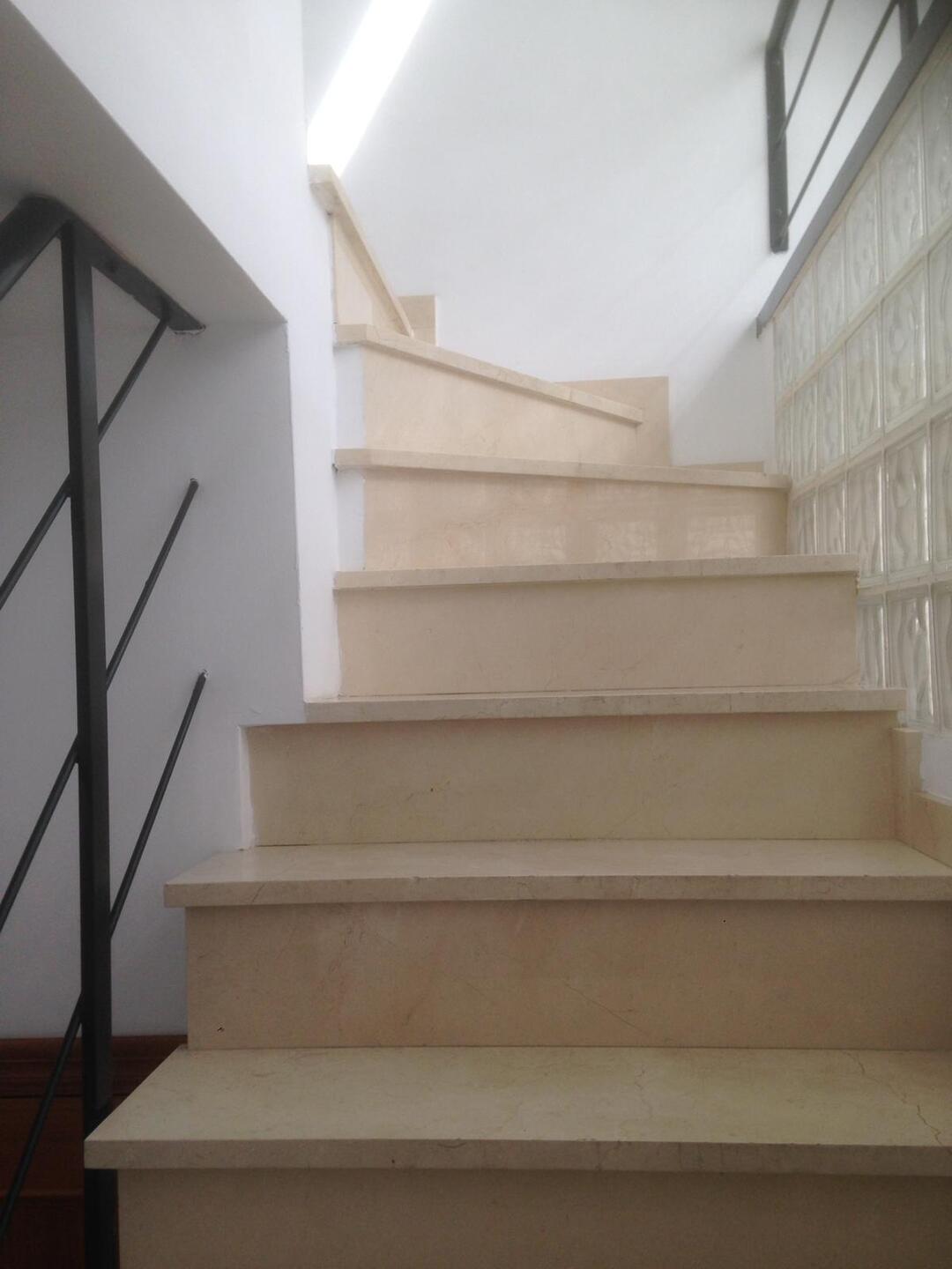 Piso de 80 m² en Sevilla