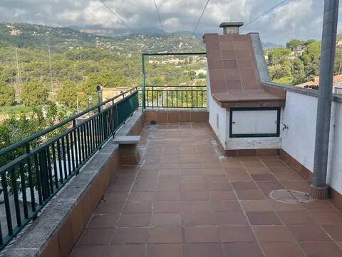 Casa de 273 m² en Castellar del Vallès