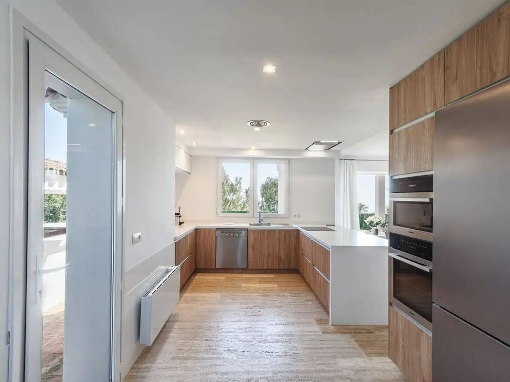 Casa de 640 m² en Manilva