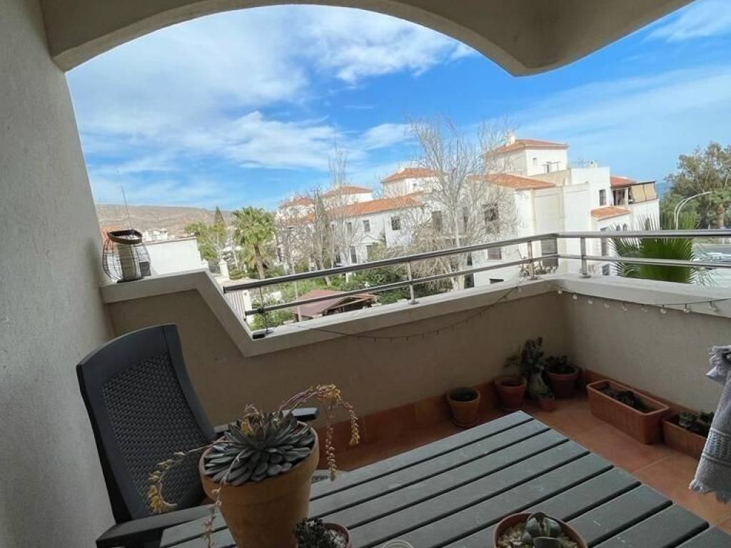 Piso de 136 m² en Roquetas de Mar