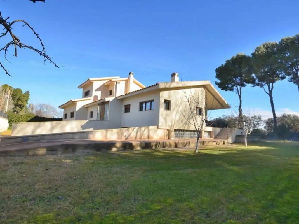 Casa de 350 m² en Albacete