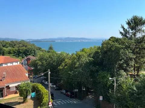 Piso de 181 m² en Rianxo
