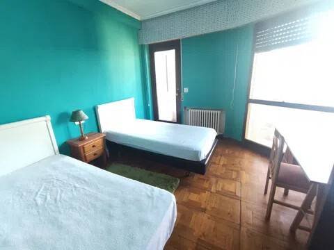 Piso de 130 m² en Ourense