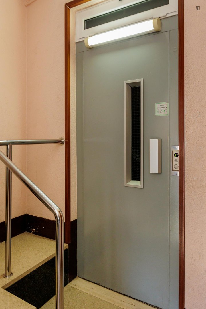 Habitación en alquiler, l'Hospitalet de Llobregat