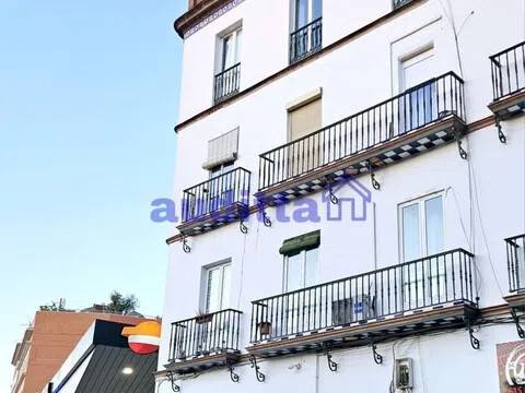 Piso de 80 m² en Sevilla