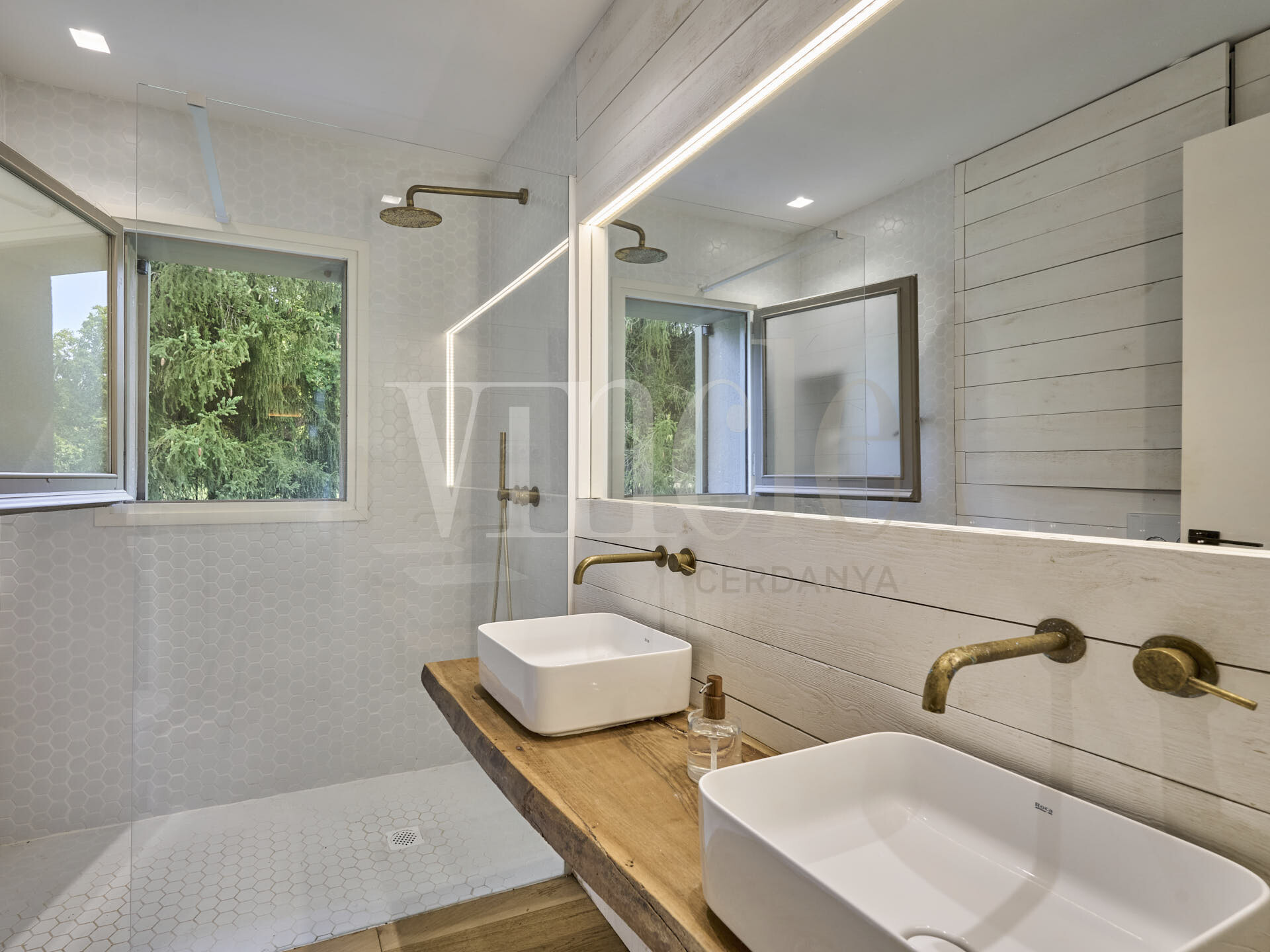 Casa de 230 m² en Prats i Sansor
