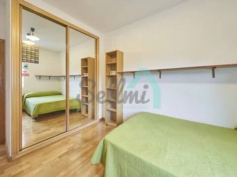 Piso de 106 m² en Oviedo
