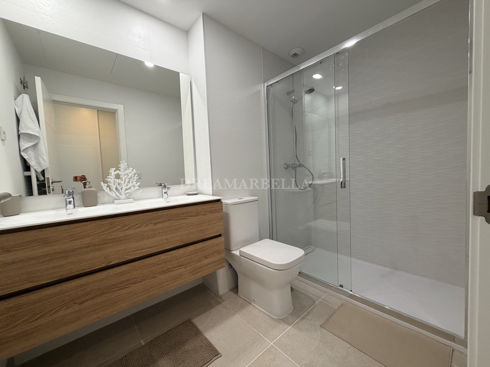 Wohnung 143 m² in Estepona