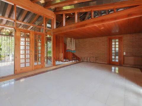 Casa de 500 m² a Sant Cugat del Vallès