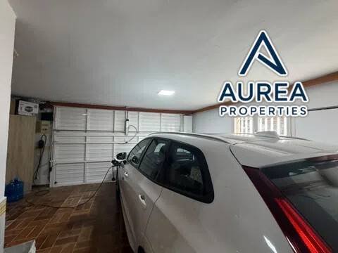 Haus 357 m² in Esplugues de Llobregat
