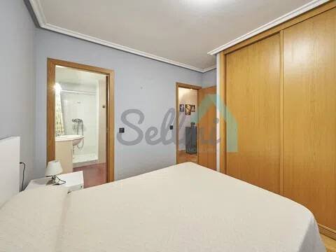 Piso de 132 m² en Oviedo
