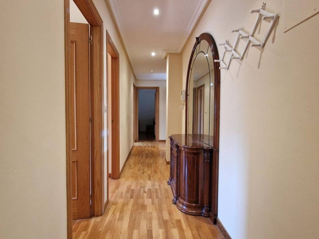 Piso de 120 m² en Ourense