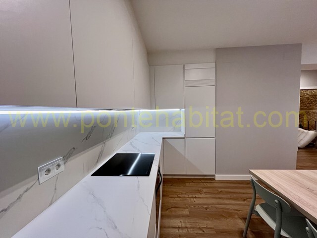 Pis de 80 m² a Pontevedra