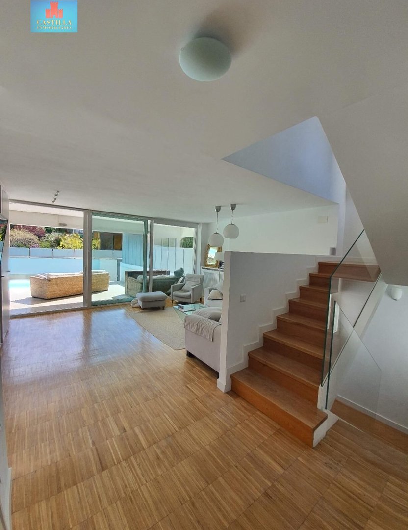 Casa de 265 m² en Ávila