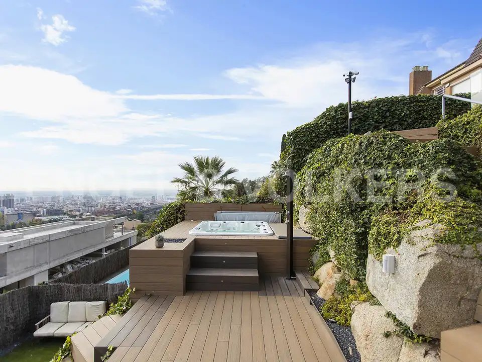Pis de 440 m² a Esplugues de Llobregat