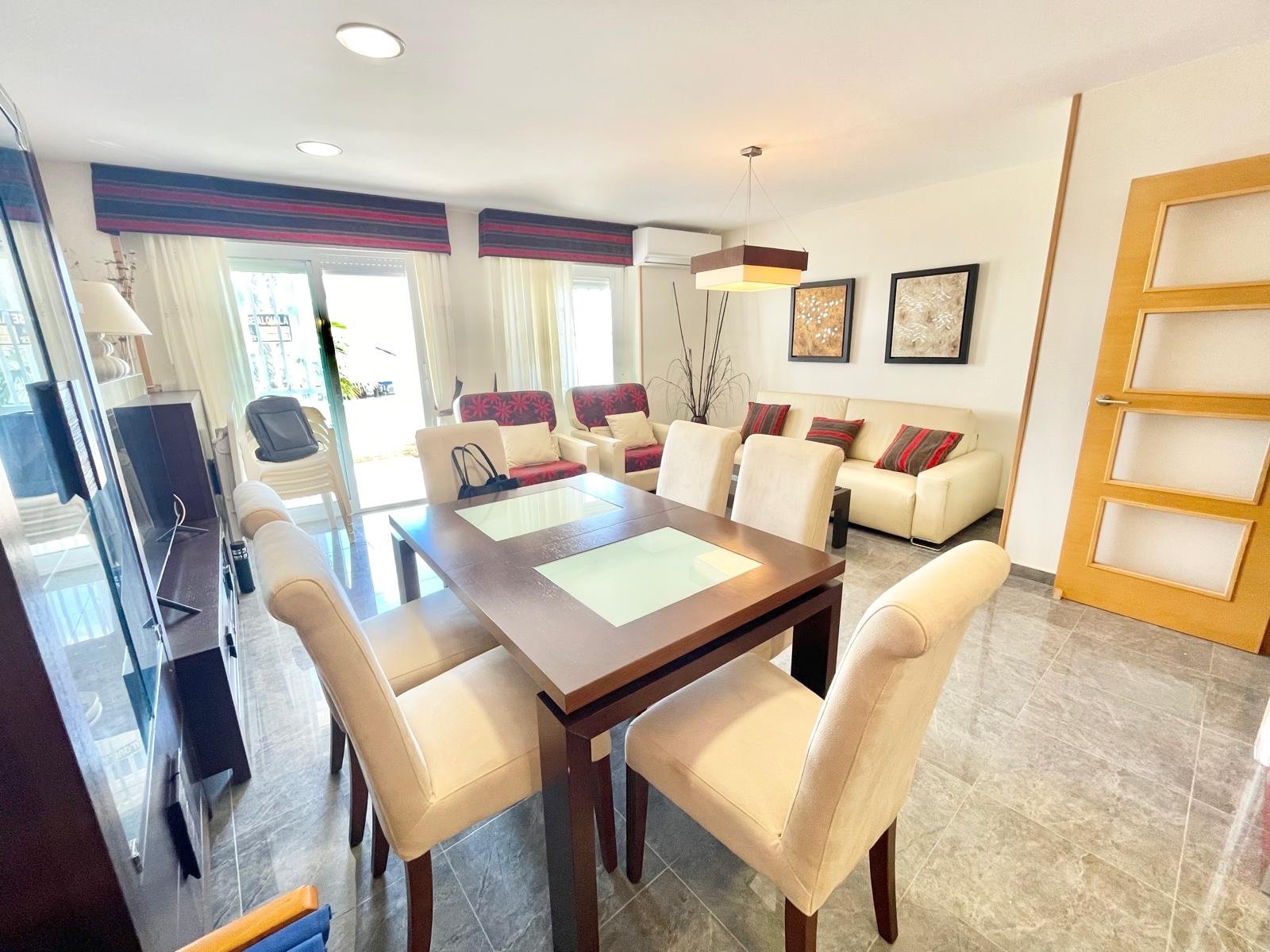 Piso de 90 m² en Los Alcázares