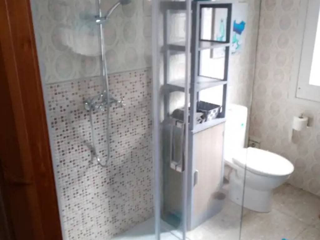 Piso de 100 m² en Ribeira