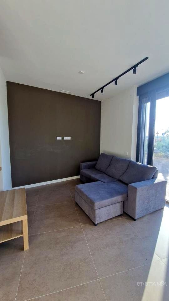 Piso de 83 m² en Vinalesa