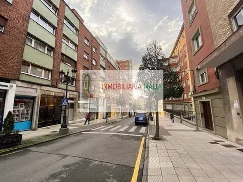 Appartamento 103 m² a Oviedo